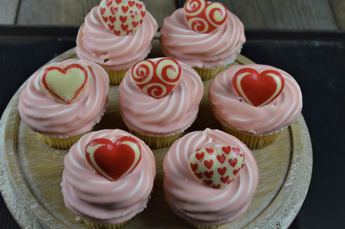 Cupcakes luxe afgewerkt bestellen Bakkerij van der Grijn